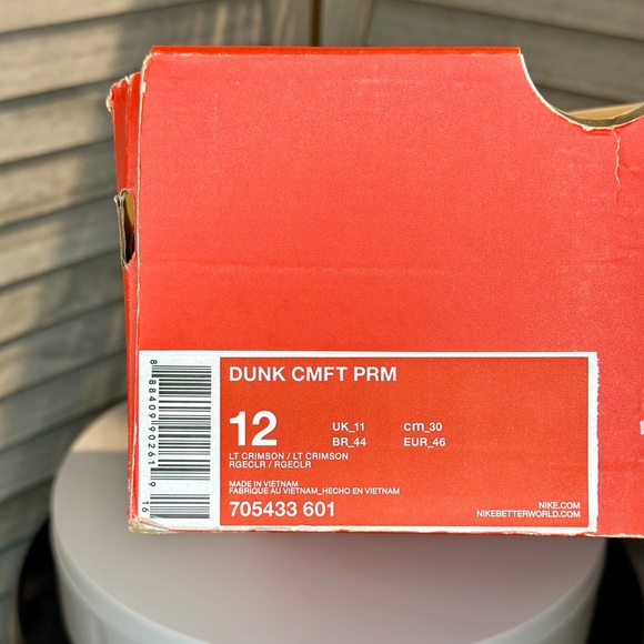 Nike Dunk ‘Red October’ Price Firm - Picture 6 of 6